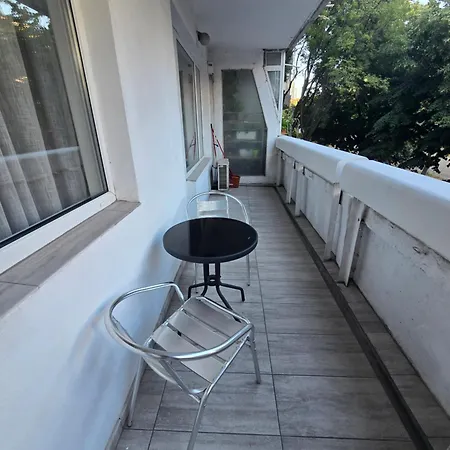 Nico's 2 Apartment *